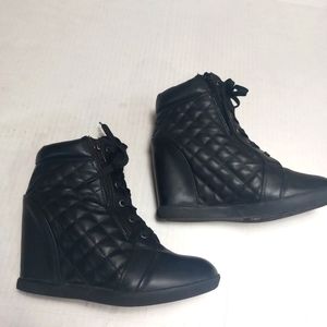 MADDEN GIRL Baaxter Women's Black Ankle Boots Wedges Size 9